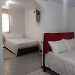 Quartos No Centro De Salvador